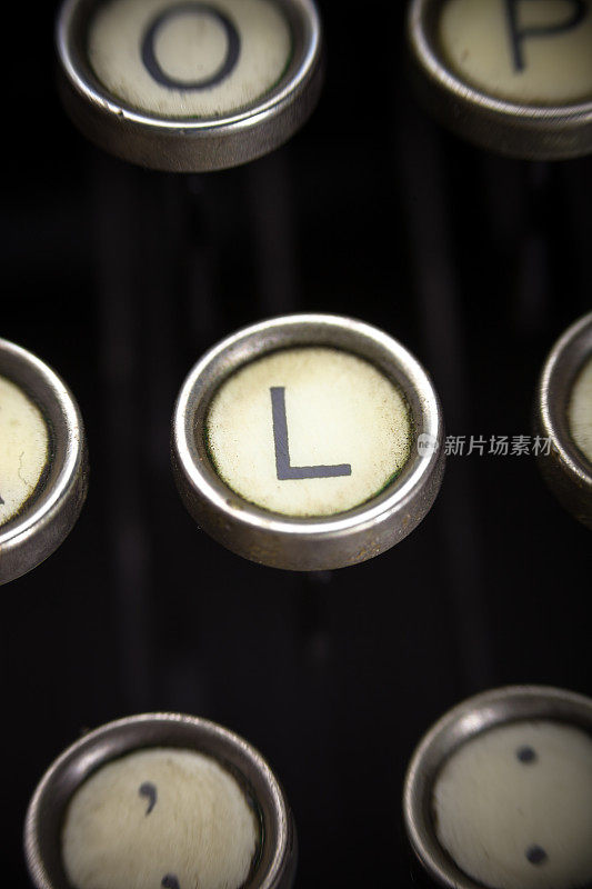 旧打字机- L键